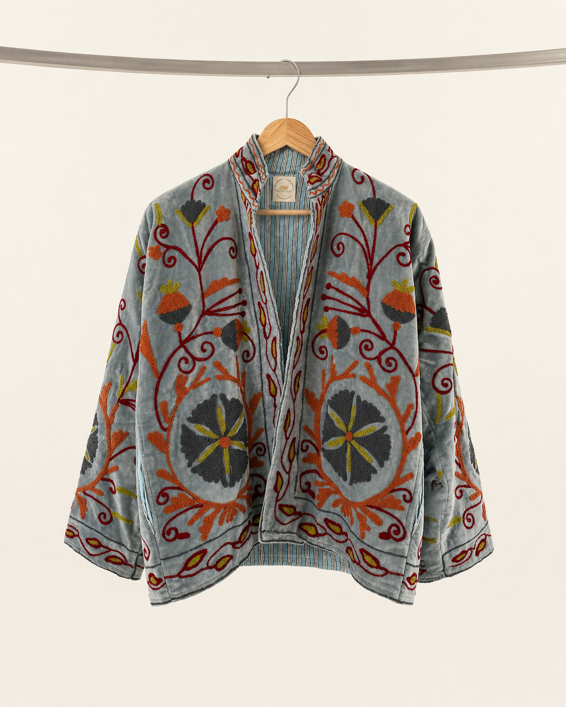 Graue Chakra Samtjacke